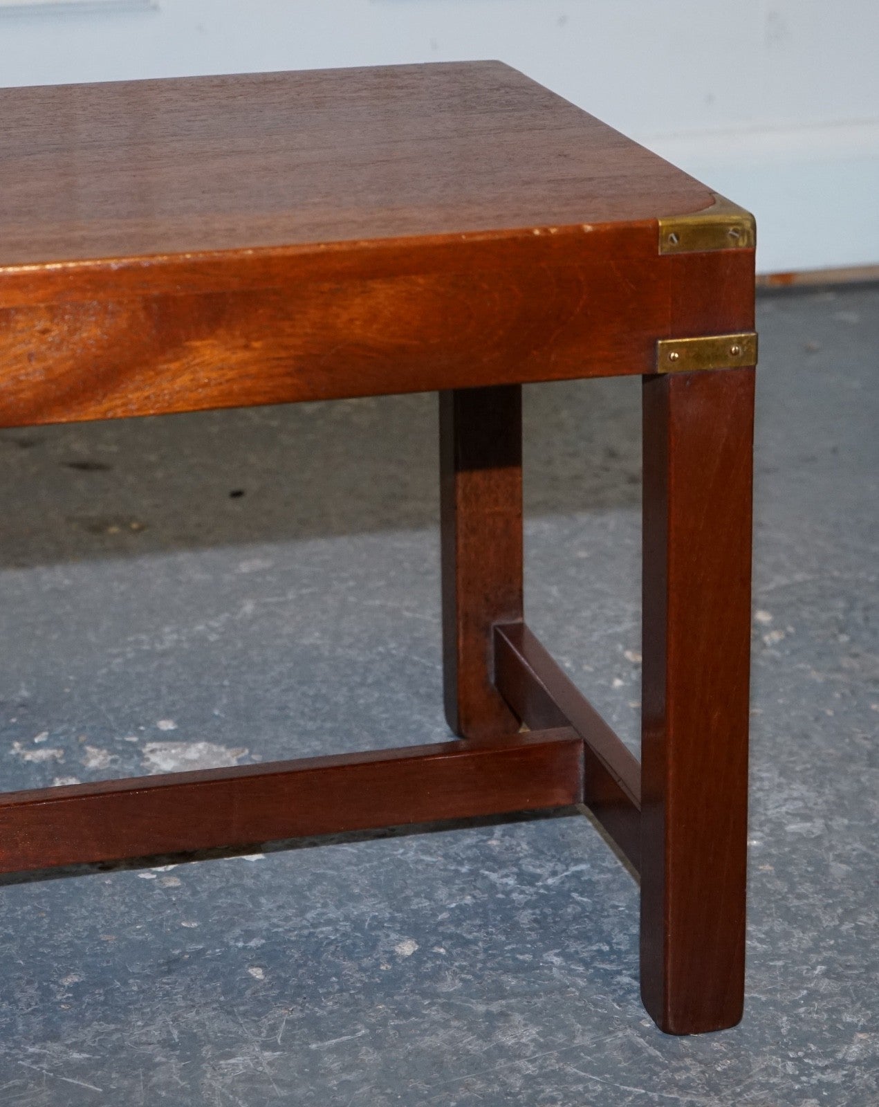 RESTORED VINTAGE HARRODS LONDON REH KENNEDY MILiTARY CAMPAIGN COFFEE TABLE