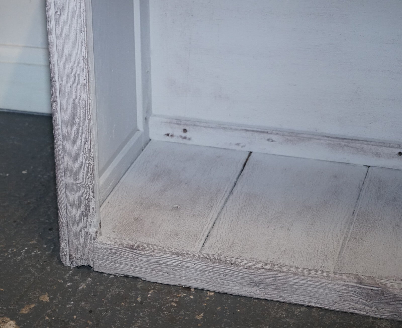 ANTIQUE HAND PAINTED ENGLISH PINE FARMHOUSE SIDEBOARD WITH THREE DRAWERS