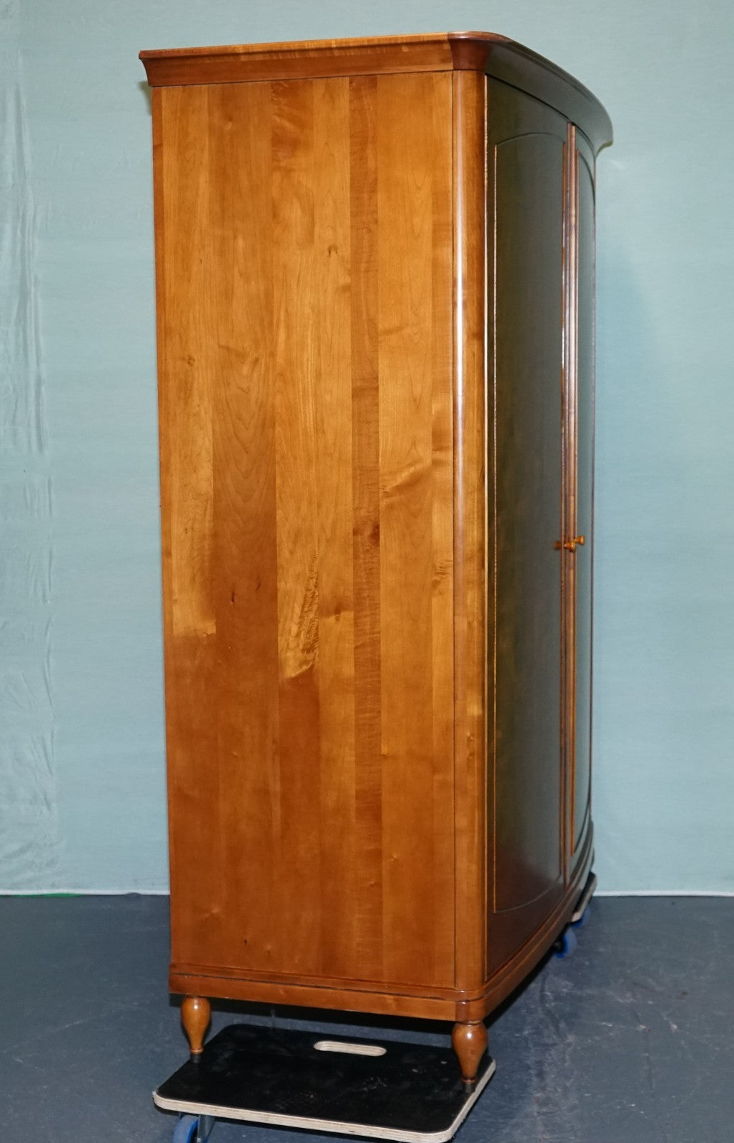 FRENCH STYLE WILLIS & GAMBIER ROCHELLE COLLECTION DOUBLE WARDROBE