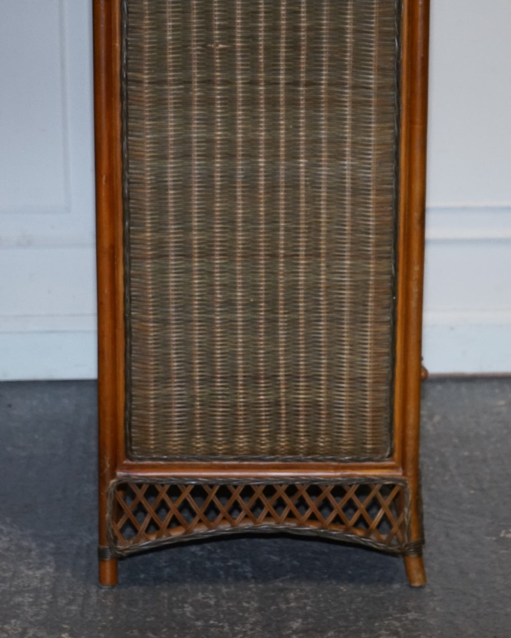 CIRCA 1970'S WOVEN WICKER ARMOIRE WARDROBE WiTH ONE DRAWER (1/2)