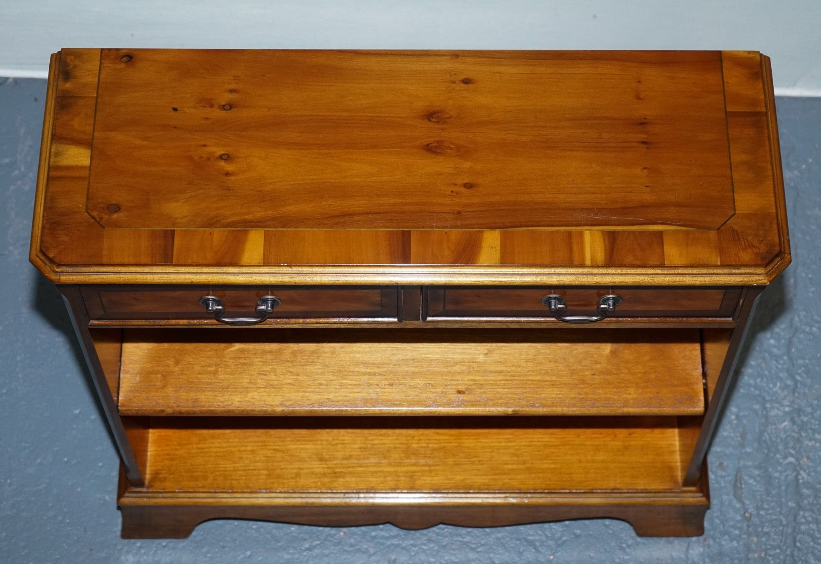 VINTAGE BURR YEW WOOD OPEN DWARF LIBRARY BOOKCASE WiTH TWO DRAWERS