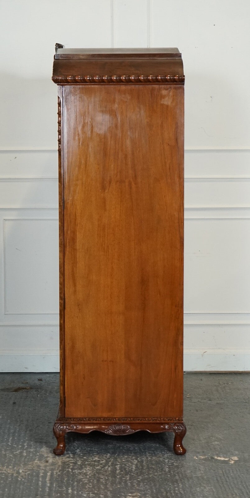VICTORIAN QUEEN ANNE BURR WALNUT HEAVILY CARVED TRIPLE DOOR WARDROBE