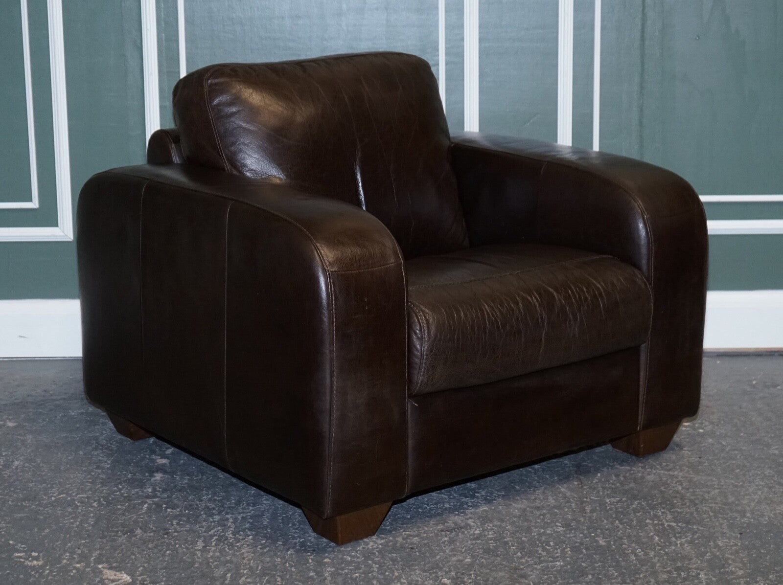 VINTAGE PAIR OF CHOCOLATE BROWN LEATHER ARMCHAIRS BY SOFITALIA