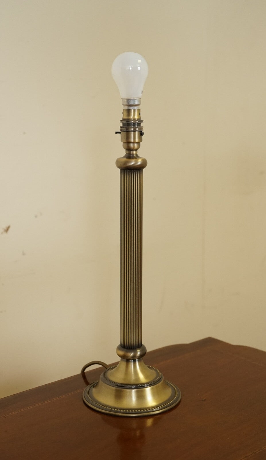 JOHN LEWIS SINGLE VINTAGE BRASS LOOK TABLE LAMP