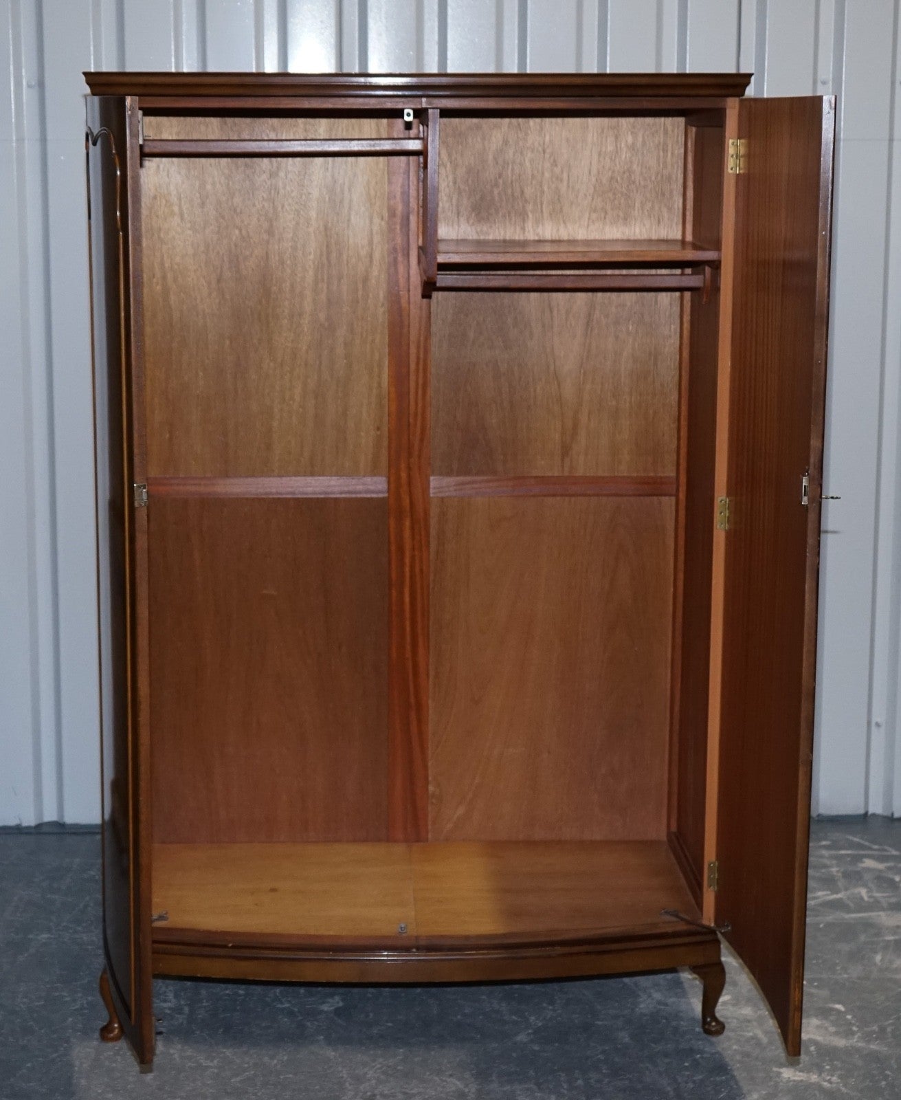 STUNNING 1920'S ENGLISH WALNUT ART DECO DOUBLE WARDROBE QUEEN ANNE LEGS