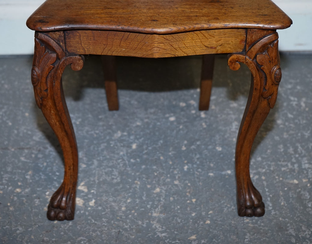 ANTIQUE PAIR OF VICTORIAN SOLID OAK CARVED HALLWAY CHAIRS WITH LION PAW FEET
