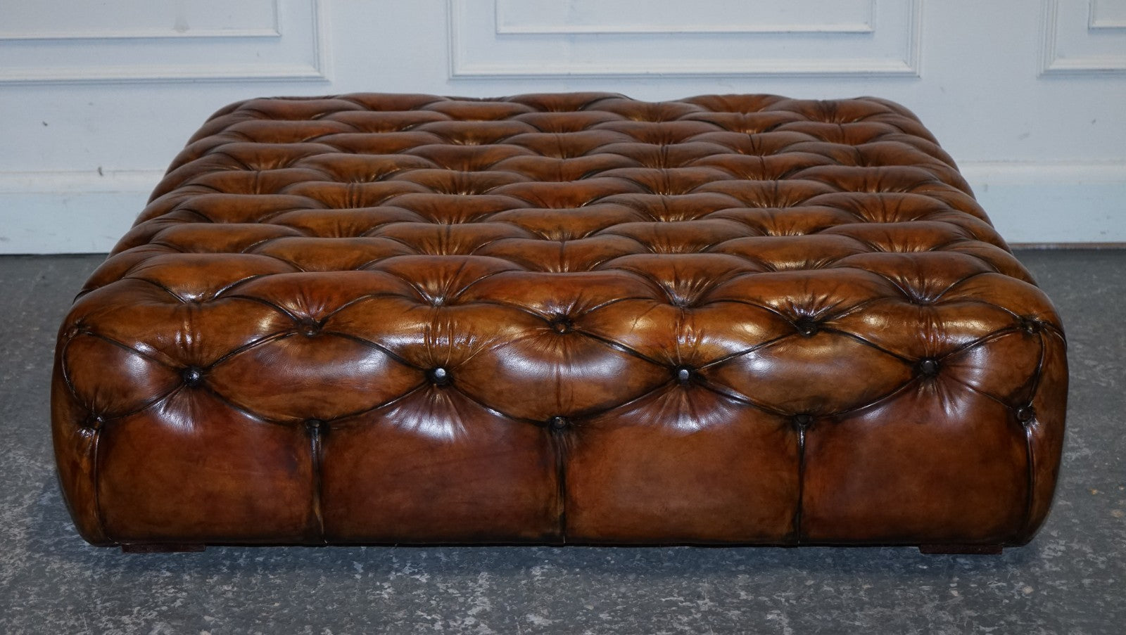 STUNNING LARGE HAND DYED BROWN LEATHER CHESTERFIELD FOOTSTOOL OTTOMAN
