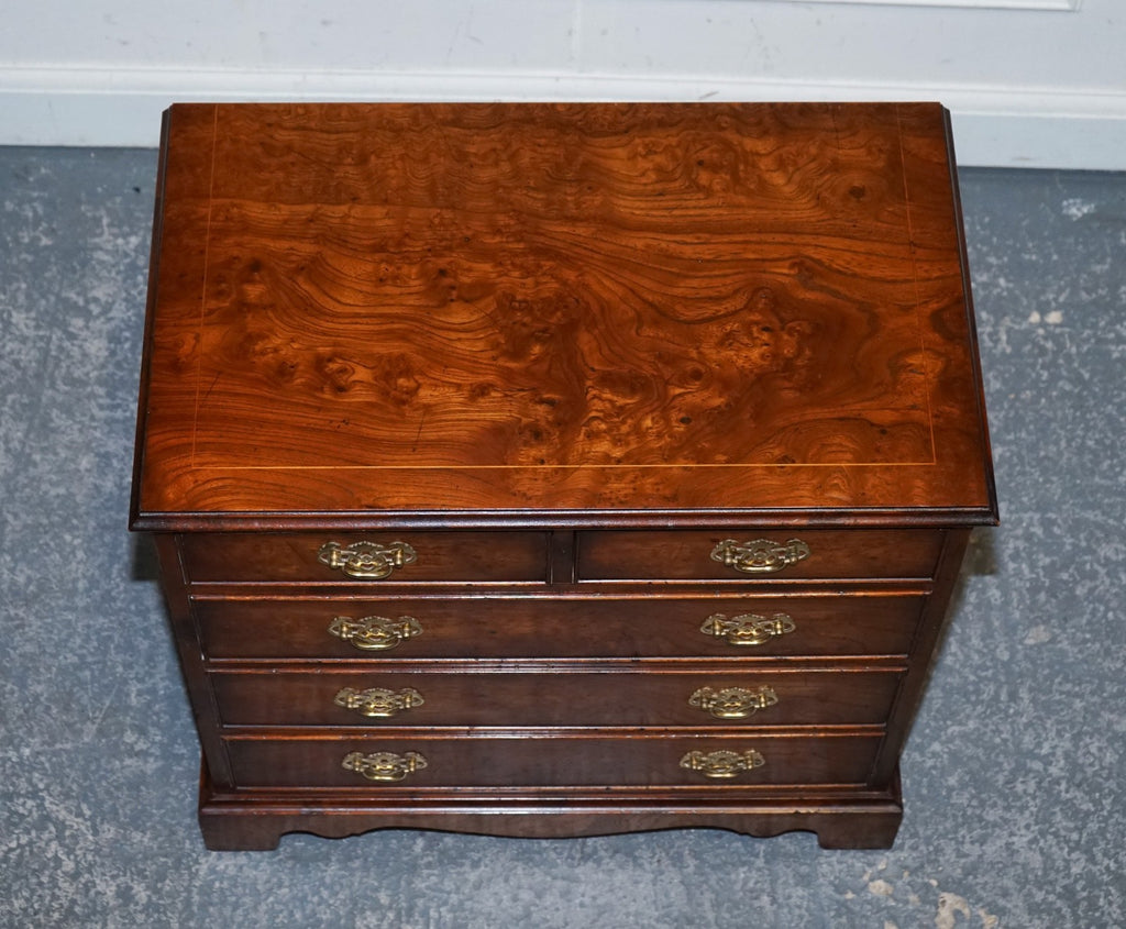 ELEGANT VINTAGE BURL ELM ALL OVER CHEST OF DRAWERS COMMODE BRASS HANDLES