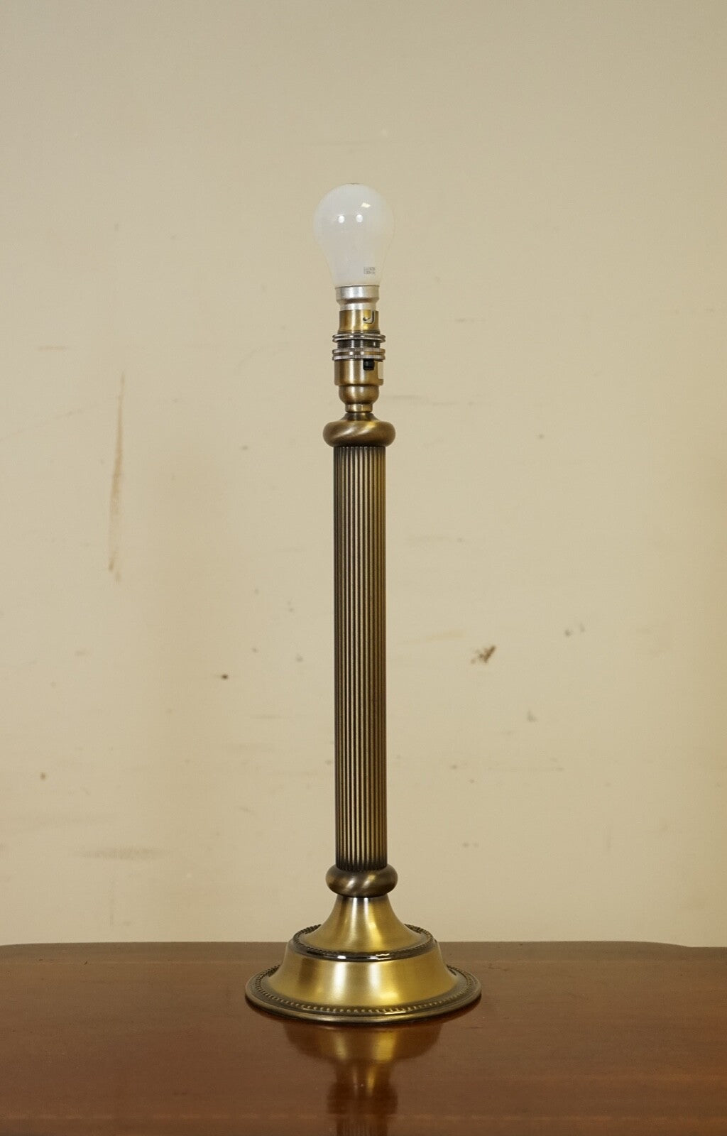 JOHN LEWIS SINGLE VINTAGE BRASS LOOK TABLE LAMP