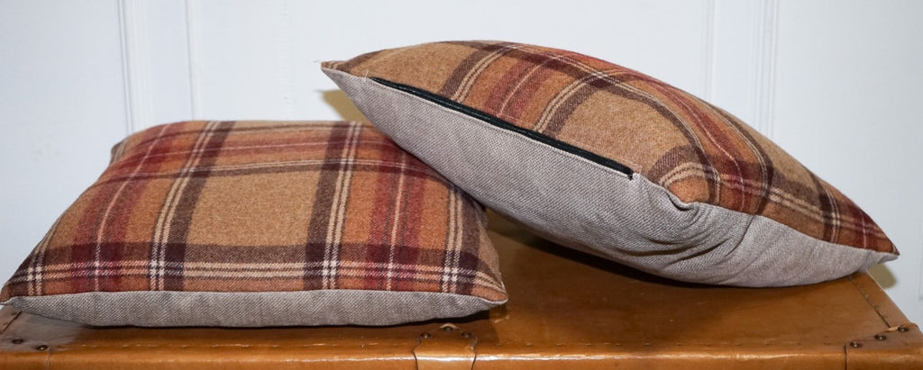 VINTAGE PAIR OF CLASSIC BALMORAL FIRED EARTH WOOL SCATTER CUSHIONS