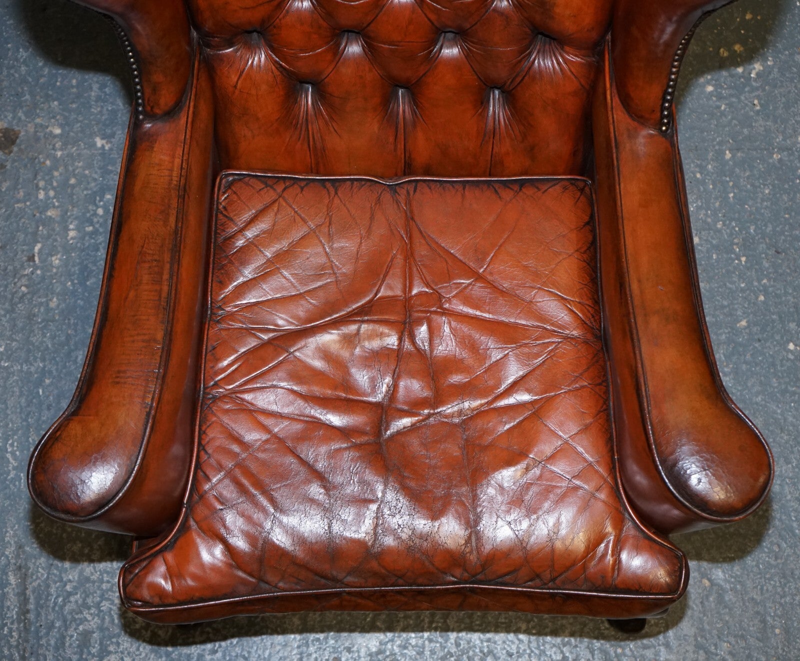 PAIR OF WILLIAM MORRIS FLAT ARM CHESTERFIELD WINGBACK BORDEAUX ARMCHAIRS