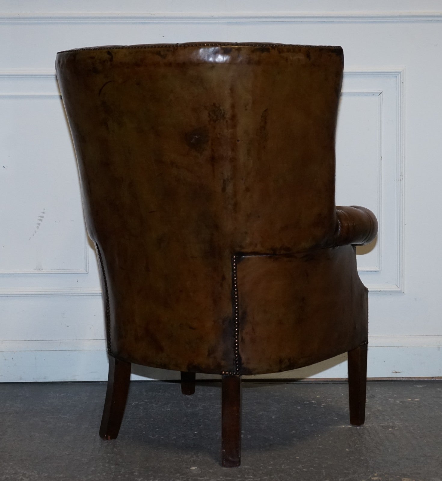 RESTORED CHESTERFIELD HAND DYED LEATHER PORTERS WINGBACK ARMCHAIR