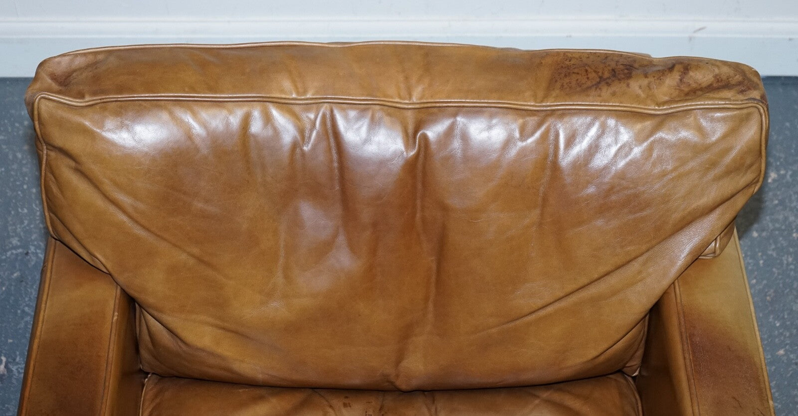 LOVELY TIMOTHY OULTON VISCOUNT PAIR OF TAN LEATHER ARMCHAIRS RRP £5,200