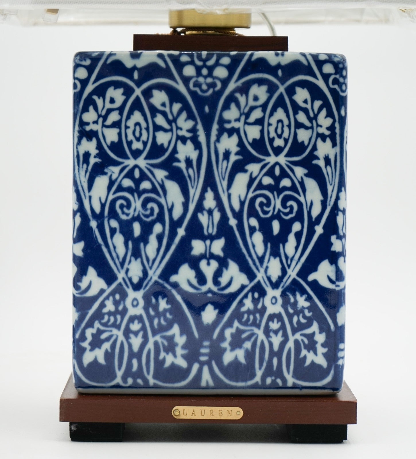 PAIR OF RALPH LAUREN EX DISPLAY BLUE & WHITE CERAMIC TABLE LAMPS  (2/2)