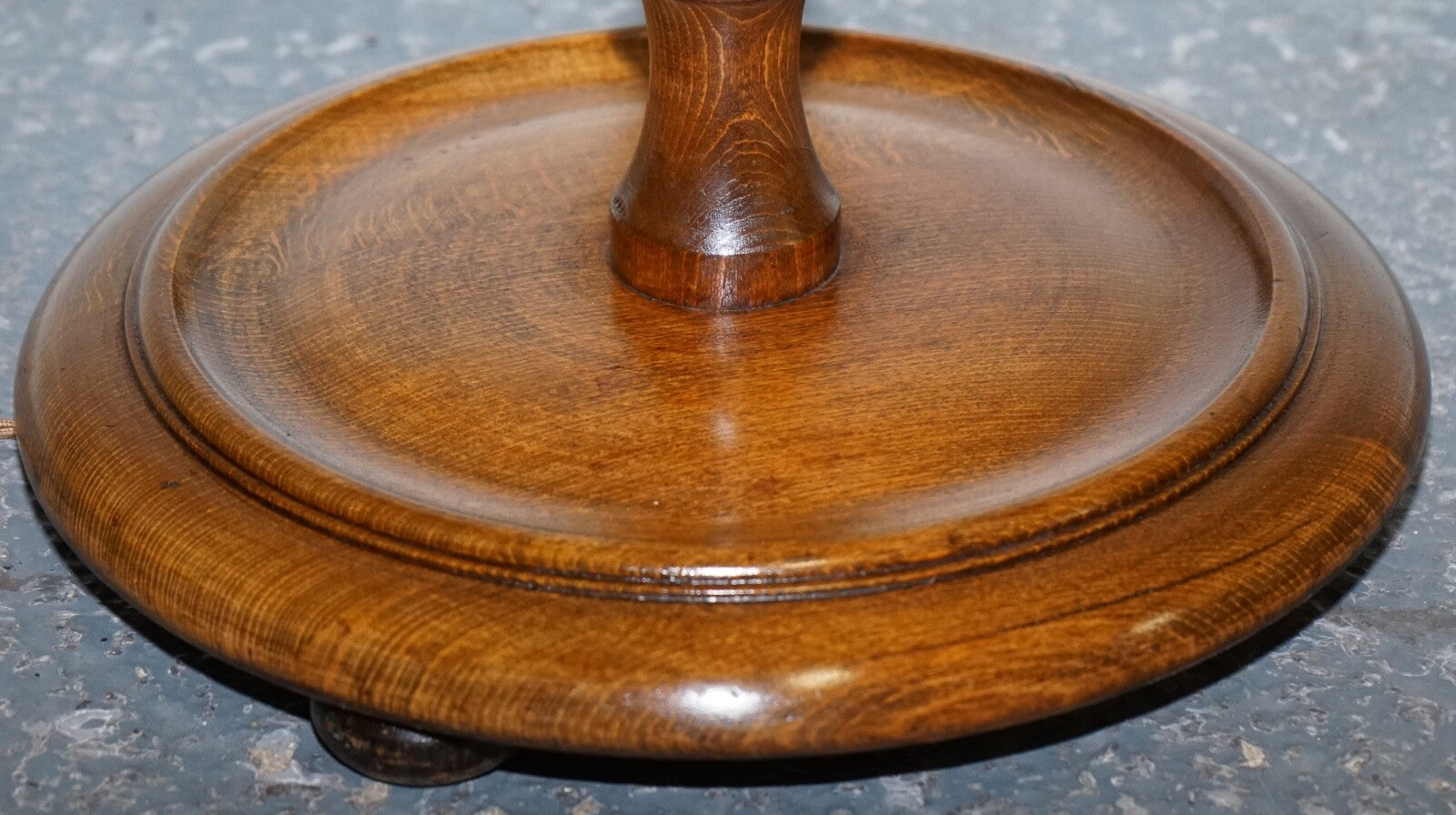 ANTIQUE 1930'S FRENCH POLISHED WALNUT STANDARD FLOOR LAMP