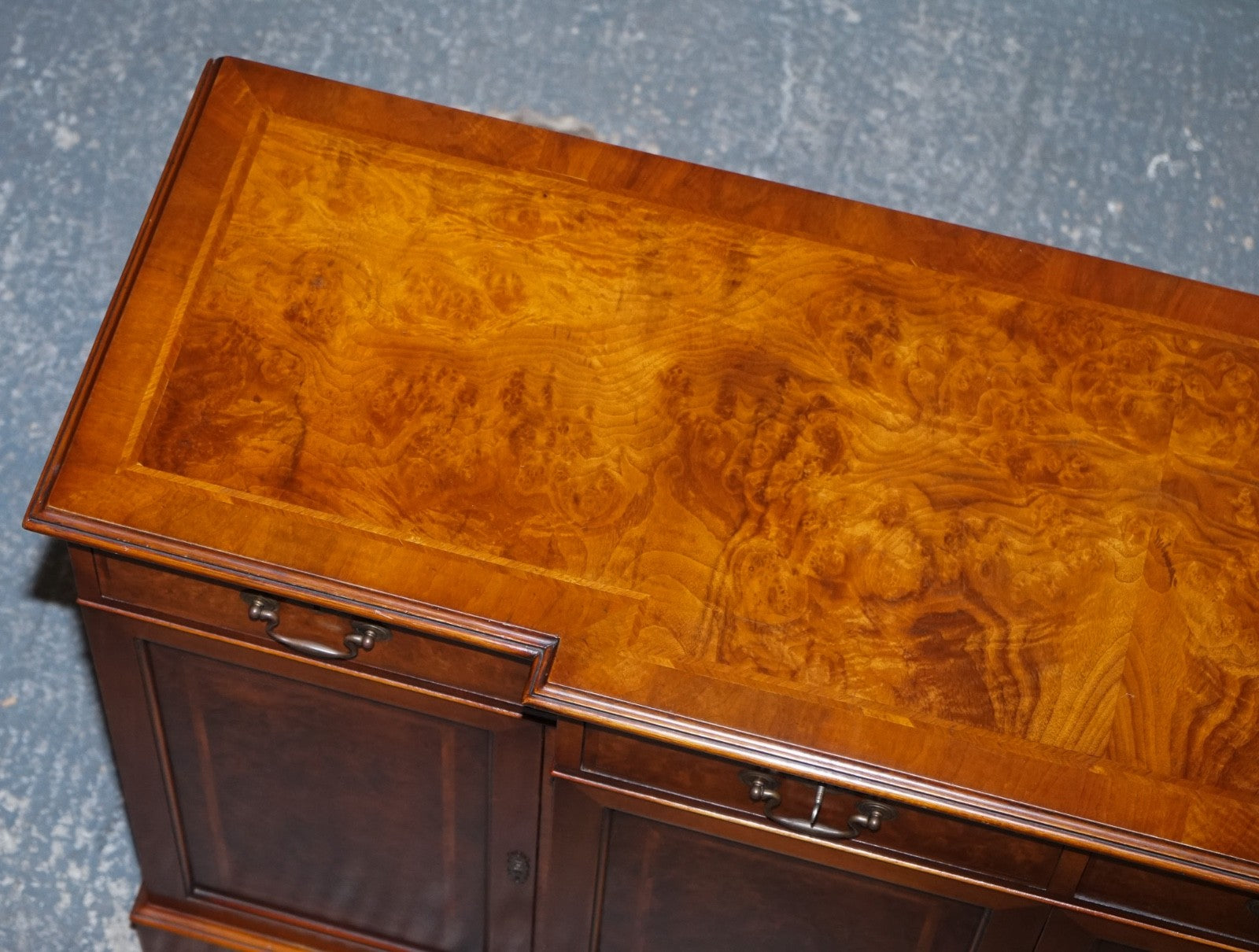 VINTAGE BURR WALNUT SIDEBOARD MADE BY JAN SMITH BRIGHTON