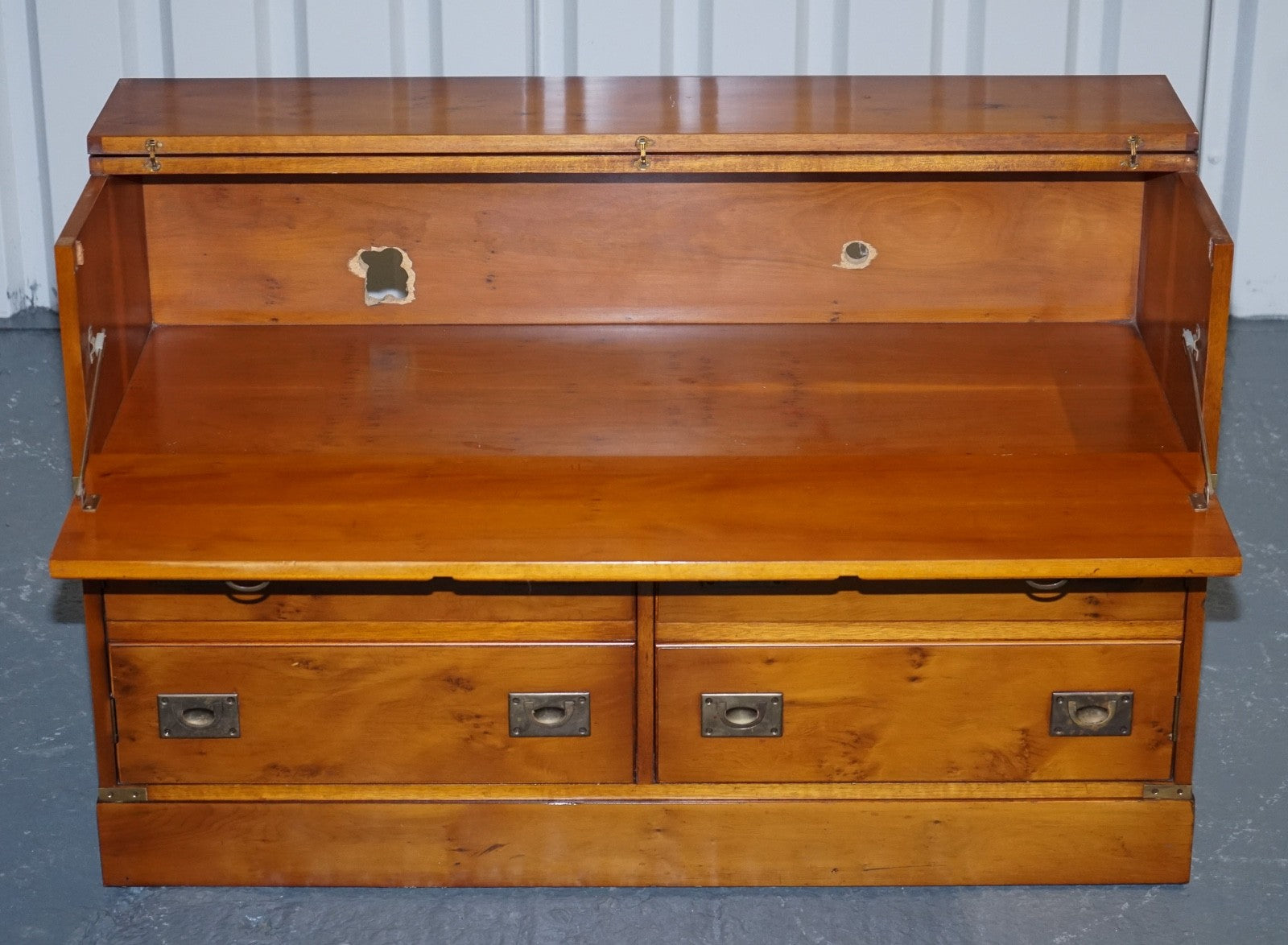 VINTAGE RECORD PLAYER CABINET HIDDEN INSIDE MILITARY CAMPAIGN CHEST OF DRAWERS
