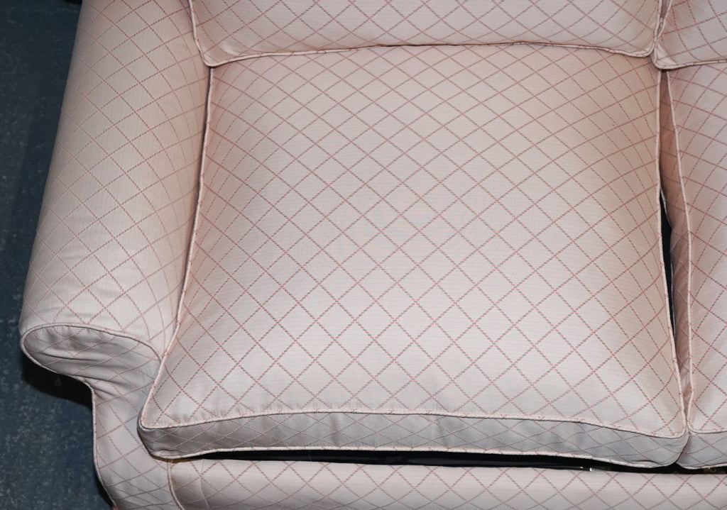 TRADITIONAL ENGLISH COUNTRY HOUSE TWO SEATER SOFA BED FEATHER FILLED CUSHIONS