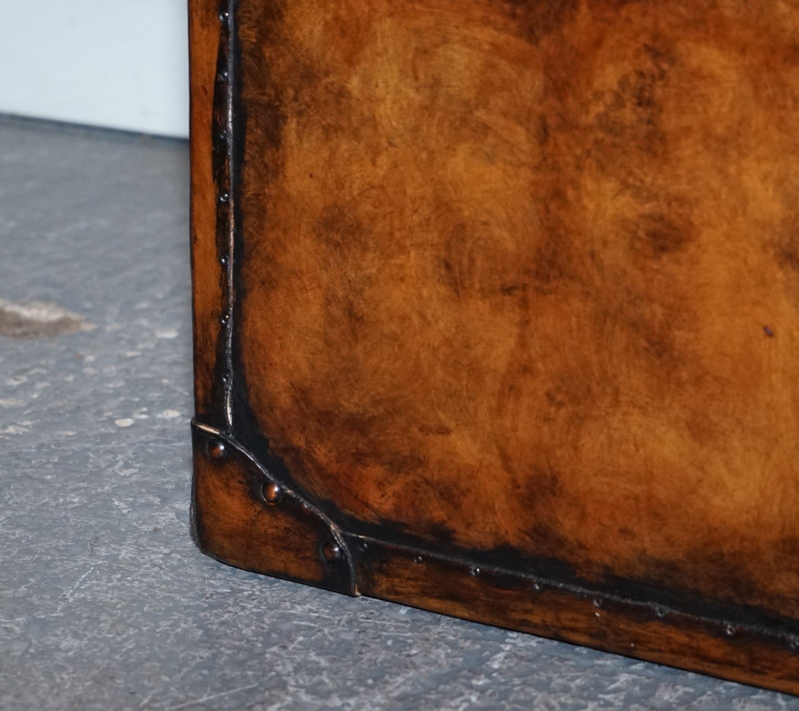 FULLY RESTORED HAND DYED BROWN LEATHER LOCKABLE STORAGE TRUNK