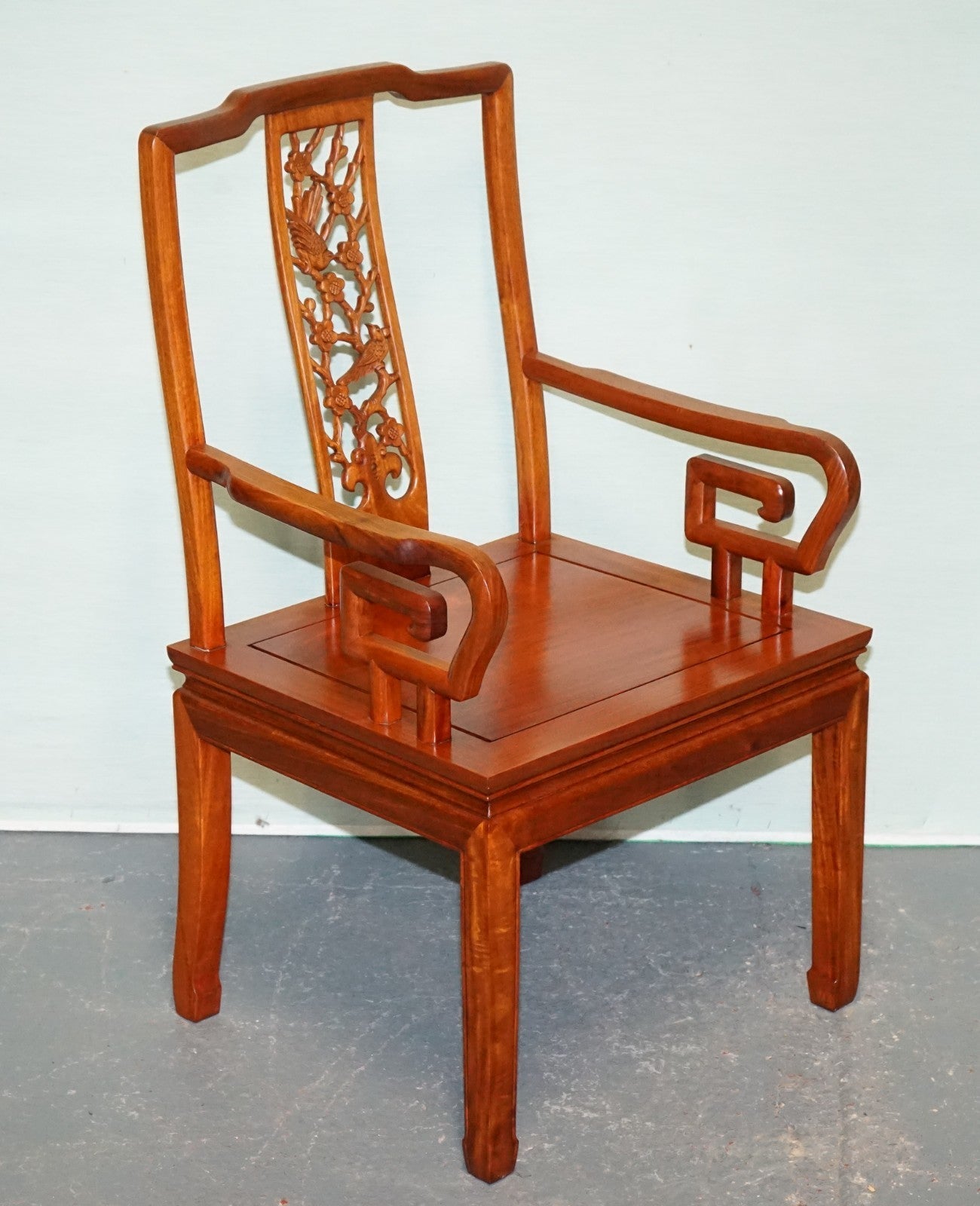 VINTAGE ORIENTAL CHINESE TEAK CARVED FLOWER AND BIRD ARMCHAIR