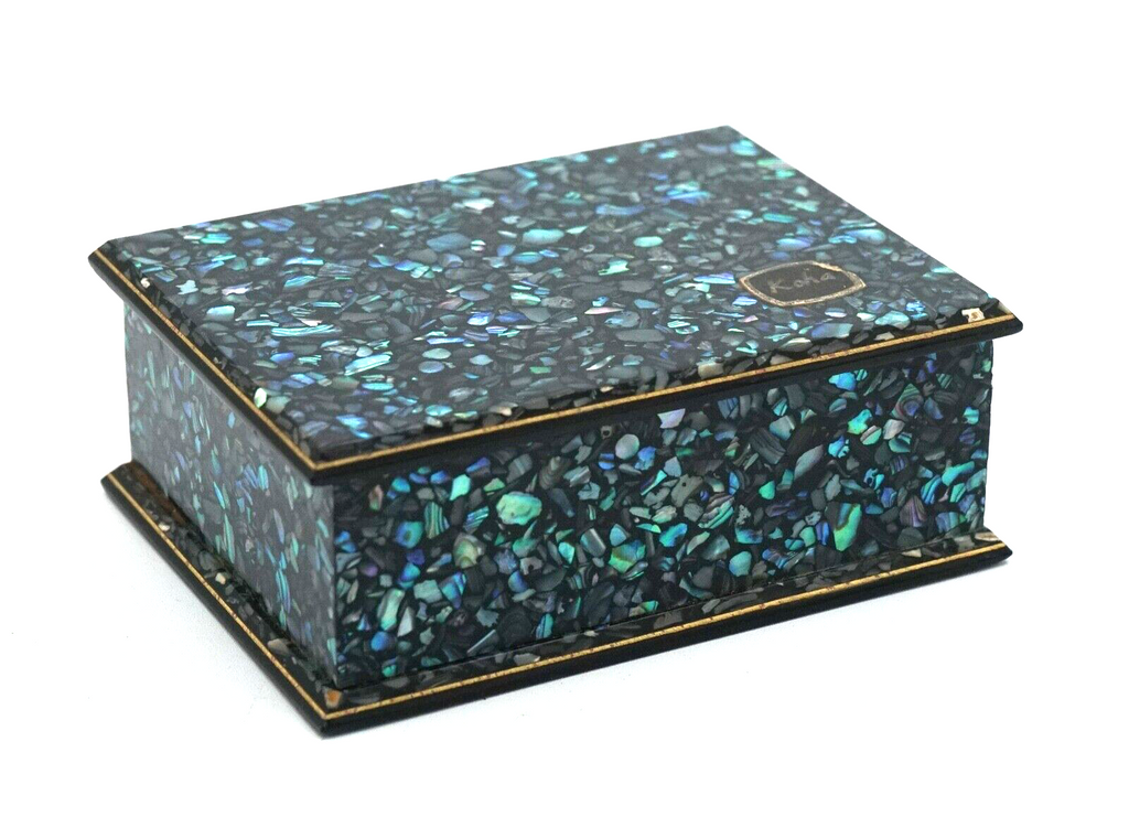 VINTAGE GENUINE PAUA SHELL ABALONE TRINKET JEWELERY STORAGE BOX FROM NEW ZEALAND
