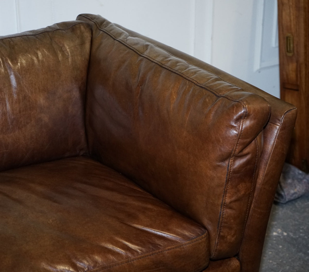 HALO GROUCHO BEAUTIFUL BROWN LEATHER THREE SEATER COMPACT SOFA