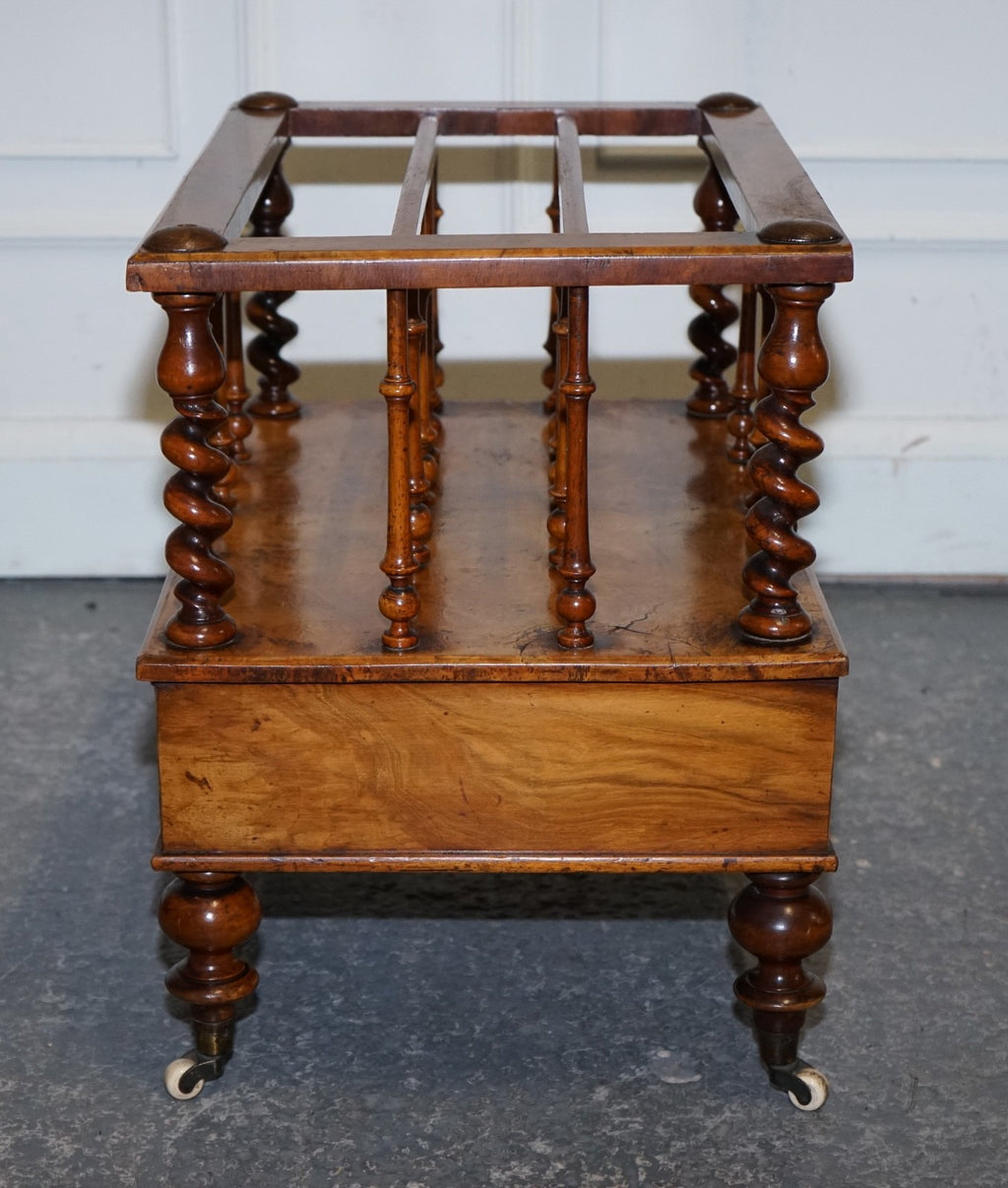 FINE ANTIQUE VICTORIAN 1860 BURR WALNUT CANTERBURY MAGAZINE RACK BOBBIN COLUMNS