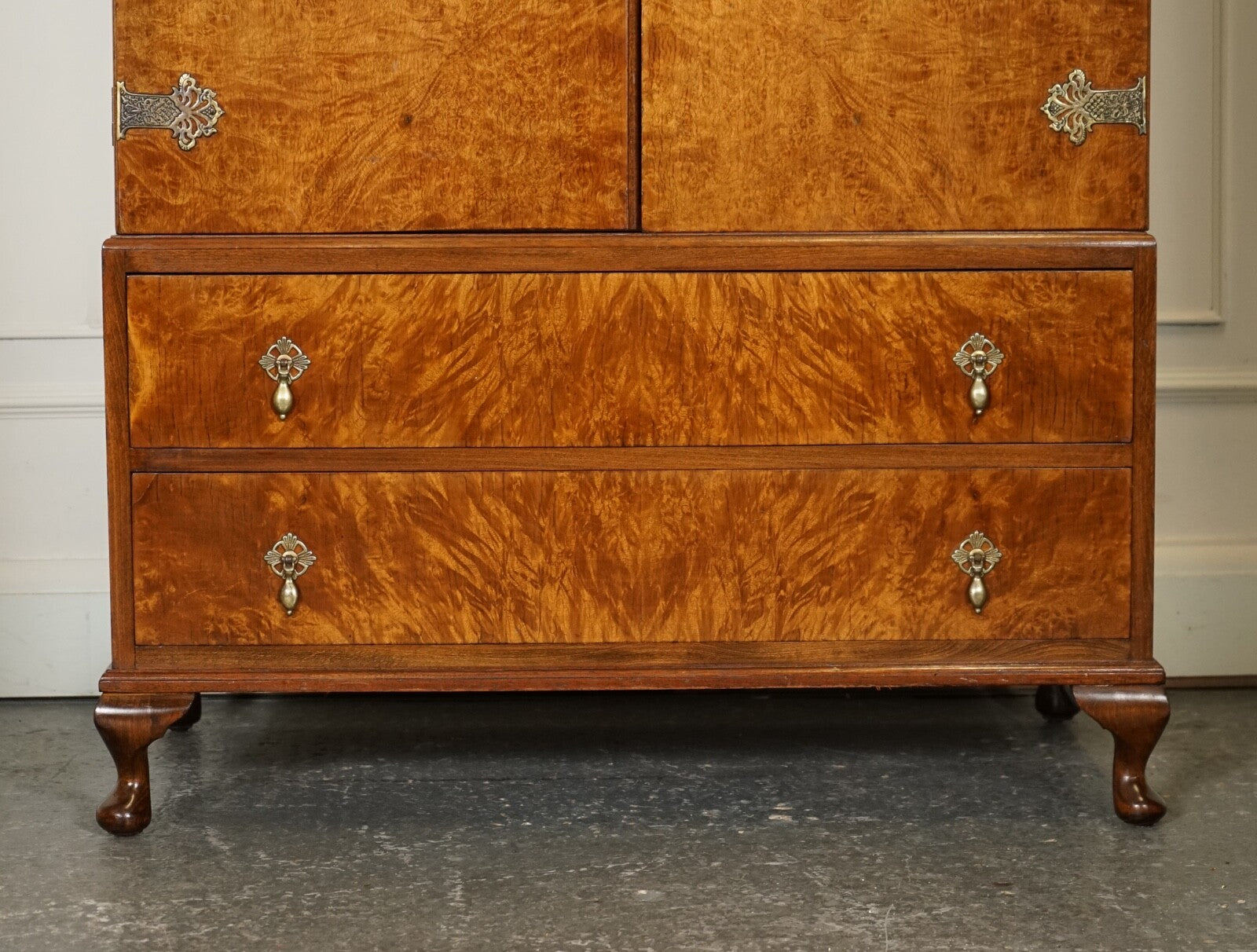 LOVELY 1920'S ART DECO BURR WALNUT WARDROBE WITH TWO DRAWERS QUEEN ANNE LEGS