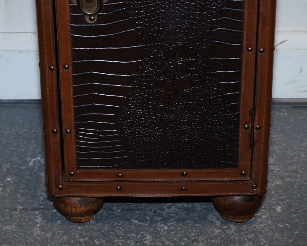 VINTAGE FAUX CROCODILE BROWN LEATHER SUITECASE TRUNK CUPBOARD LEATHER HANDLE