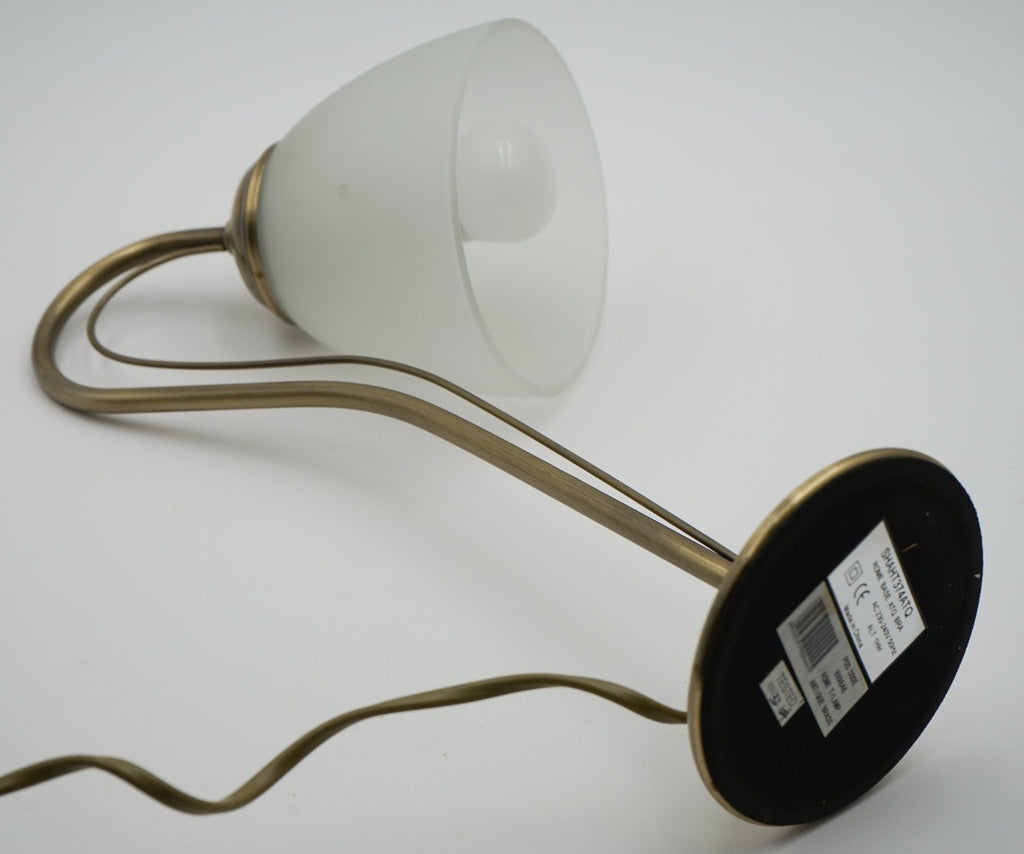 VINTAGE BRASS TABLE OR DESK LAMP WITH LIGHT SWITCH