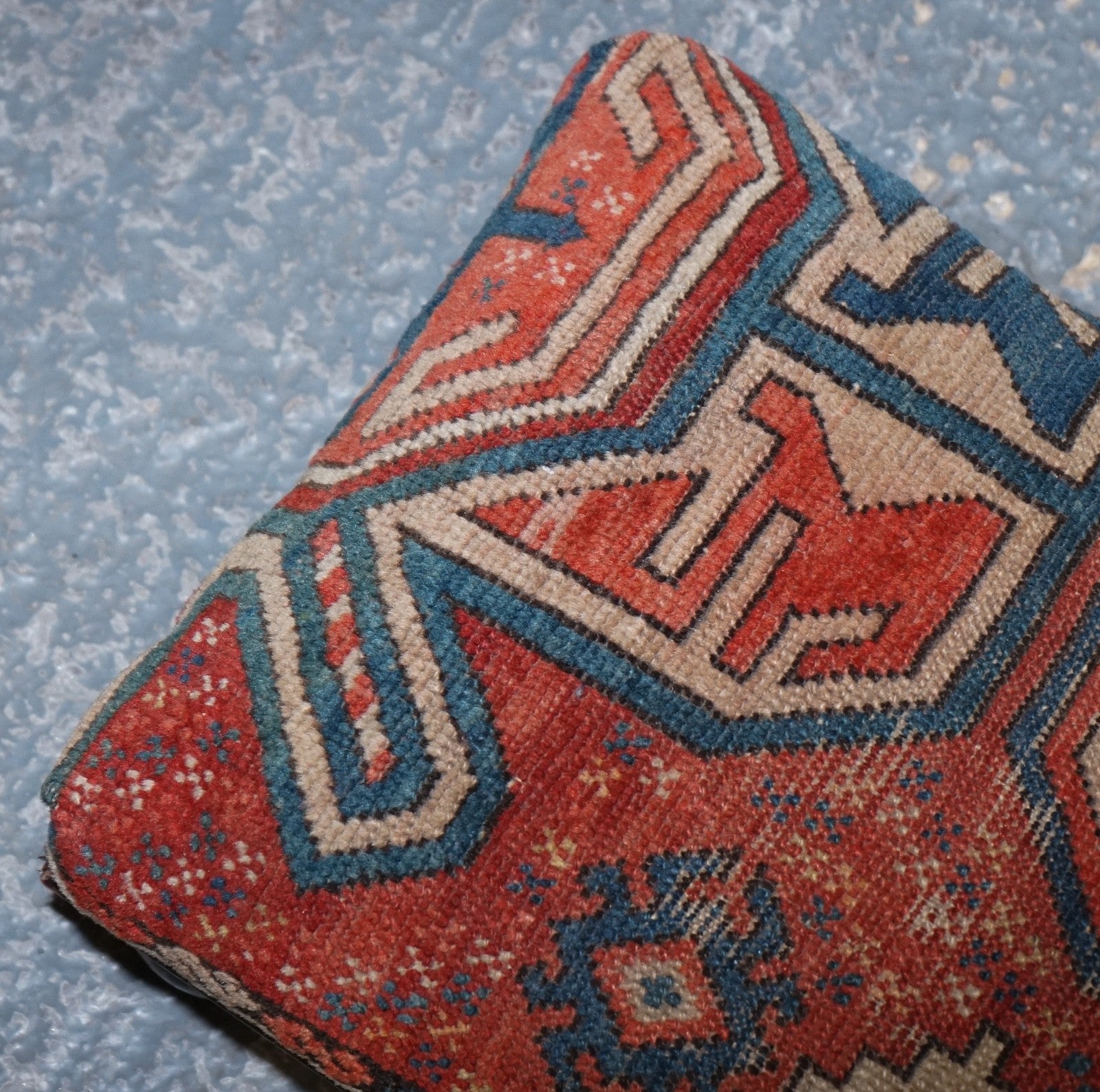 ANTIQUE KILIM TRIBAL RUG UPHOLSTERED FOOTSTOOL RAISED ON BUN FEET WITH STUDS