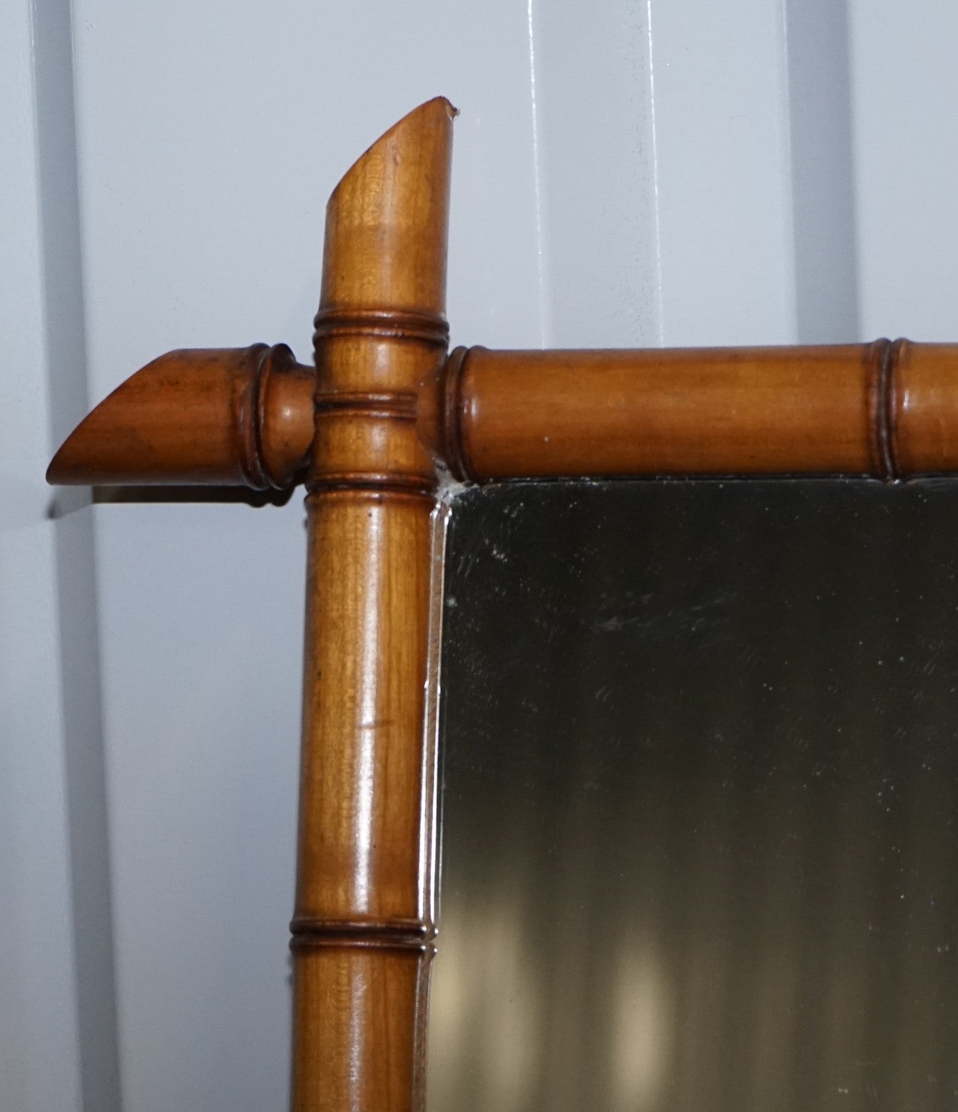 ANTIQUE FRENCH STYLE DECORATIVE FAUX BAMBOO WALL MIRROR