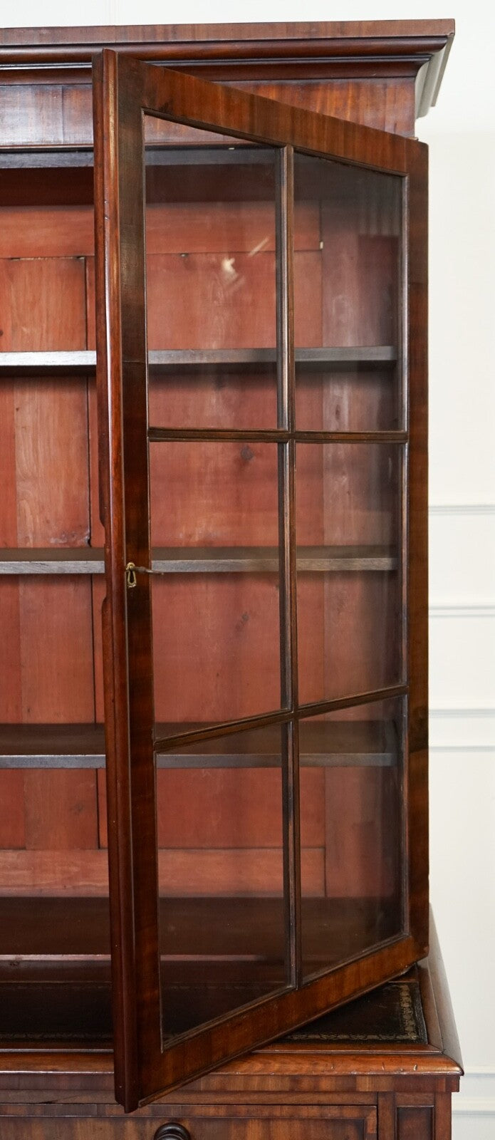 ANTIQUE DRESSER BOOKCASE DISPLAY CABINET ON CHEST OF DRAWERS BLACK LEATHER TOP