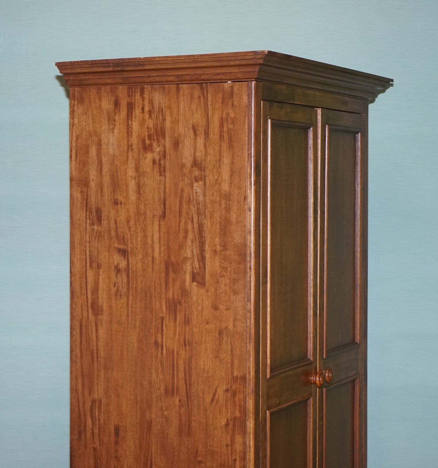 VINTAGE BROWN OAK WILLIS & GAMBIER DOUBLE WARDROBE