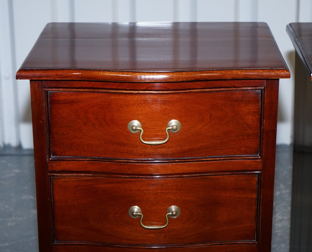 GEORGIAN REVIVAL STYLE SERPENTINE NIGHTSTANDS BEDSIDES BY BRIGHTS OF NETTLEBED