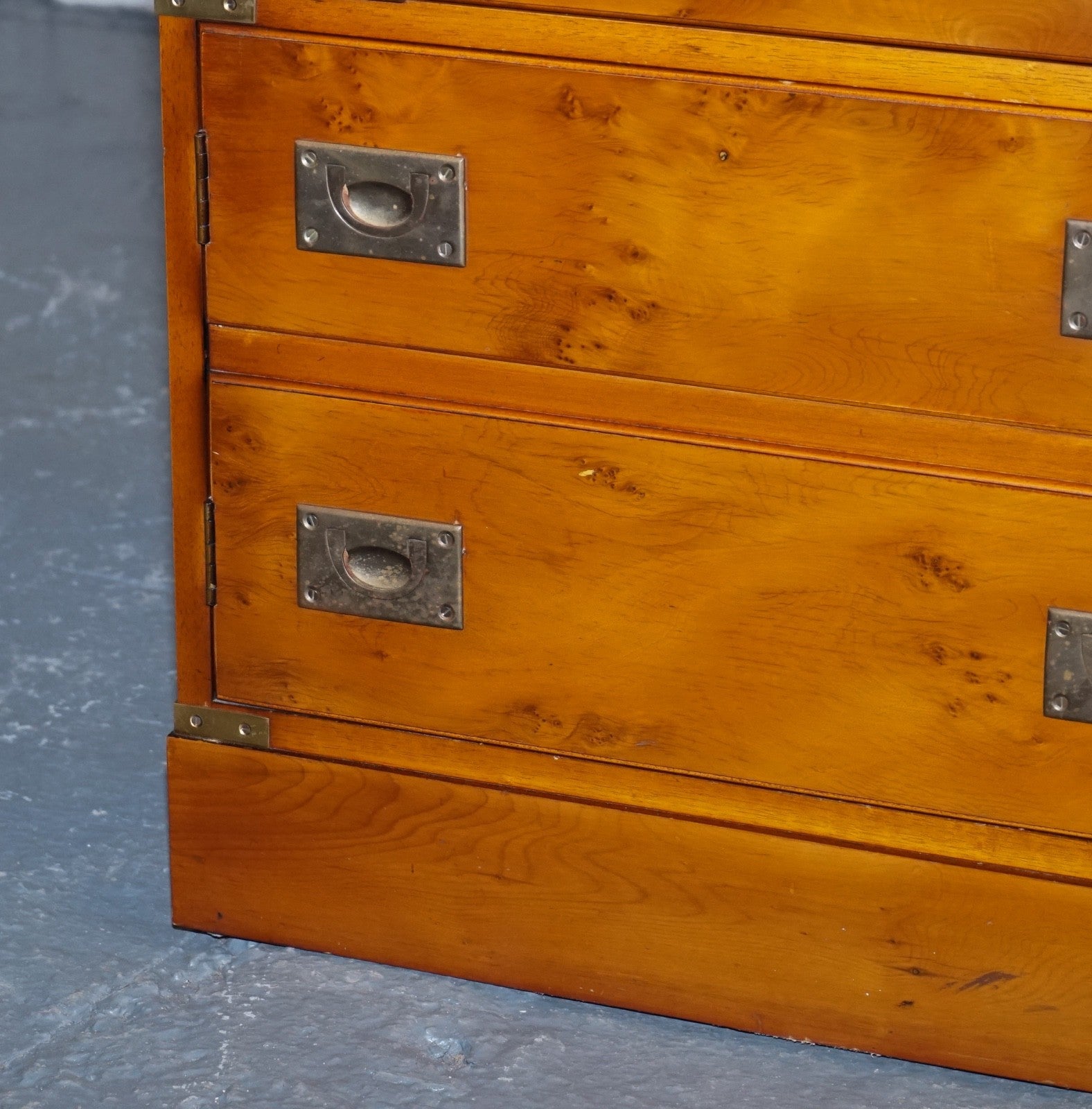 VINTAGE RECORD PLAYER CABINET HIDDEN INSIDE MILITARY CAMPAIGN CHEST OF DRAWERS