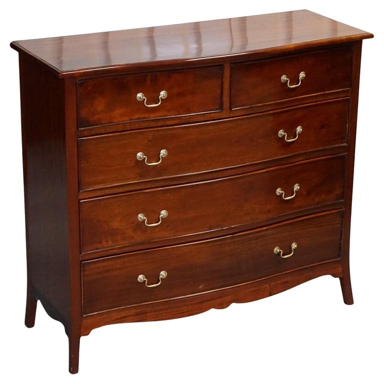 GEORGIAN REVIVAL STYLE SERPENTINE CHEST OF DRAWERS MADE BY BRIGHTS OF NETTLEBED