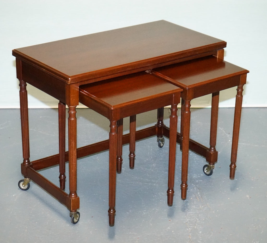 MCINTOSH MID CENTURY NESTiNG EXTENDABLE TABLE SET