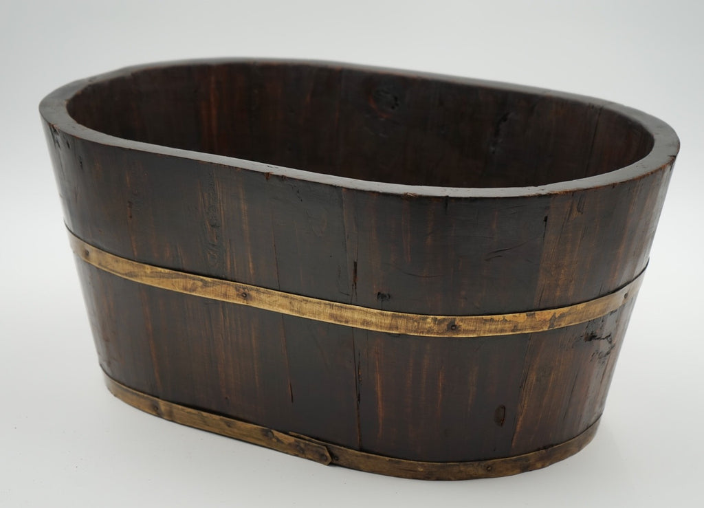ANTIQUE ENGLISH OAK PLANTER OR CHAMPAGNE COOLER BUCKET WITH BRASS TRIM