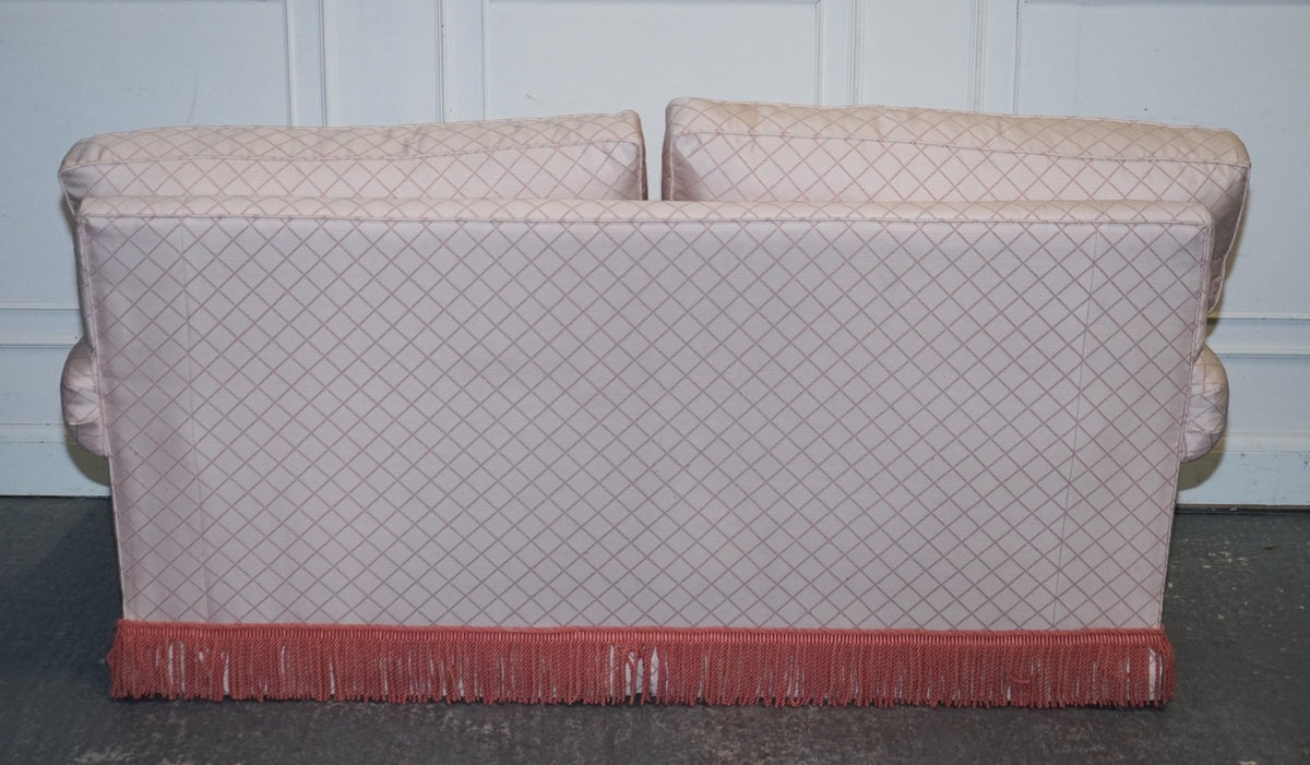TRADITIONAL ENGLISH COUNTRY HOUSE TWO SEATER SOFA BED FEATHER FILLED CUSHIONS
