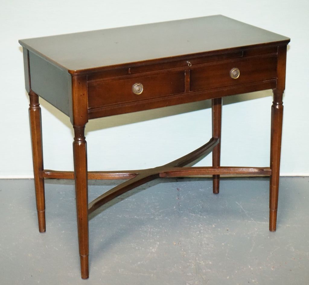 VINTAGE STRONGBOW GAME WRITING DESK WITH PULL OUT TRAY WITH LEATHER INLAY