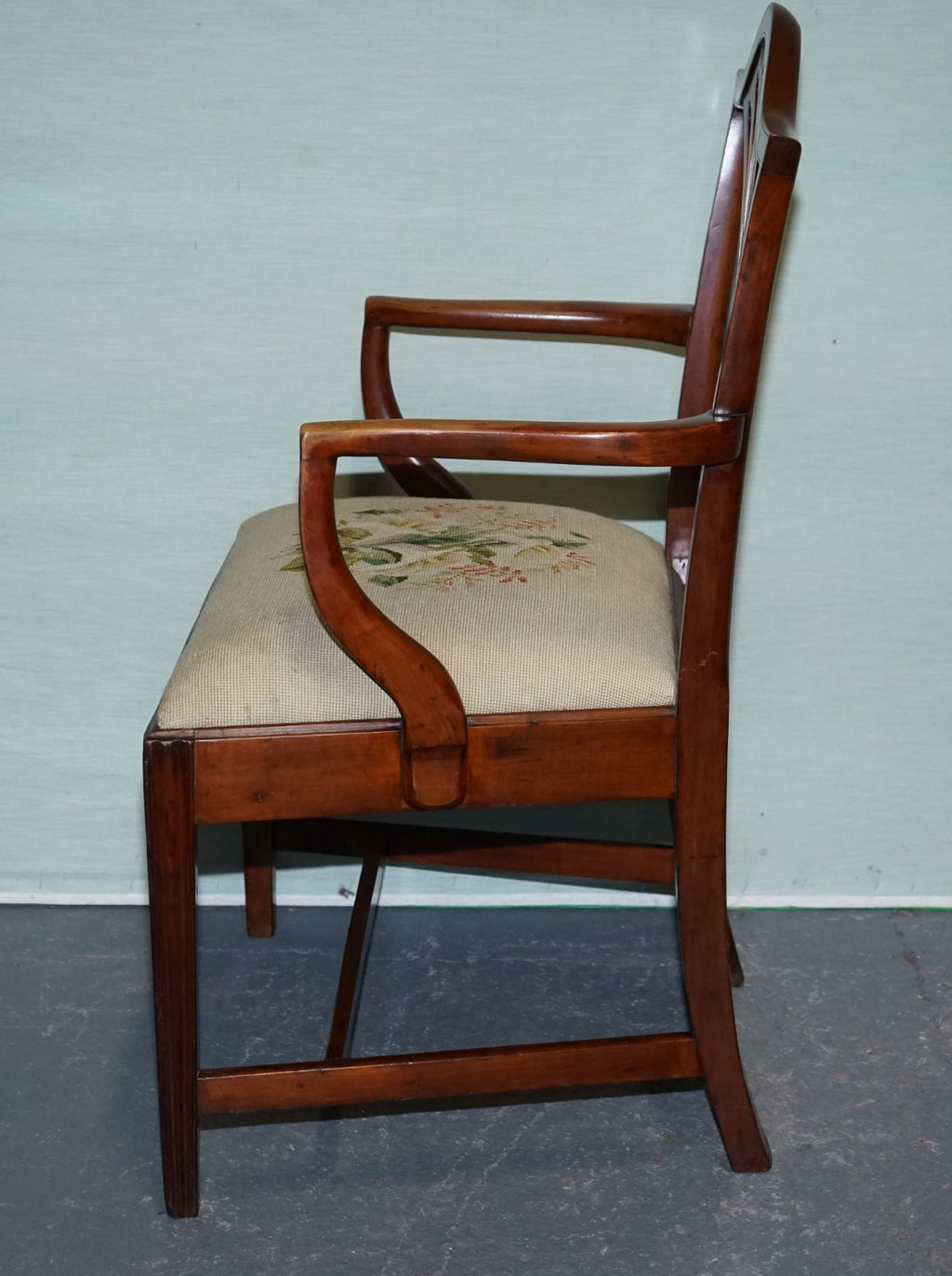 19TH CENTRY SINGLE HEPPLEWHITE ELBOW ARMCHAIR WITH FLORAL NEEDLEPOINT CUSHION