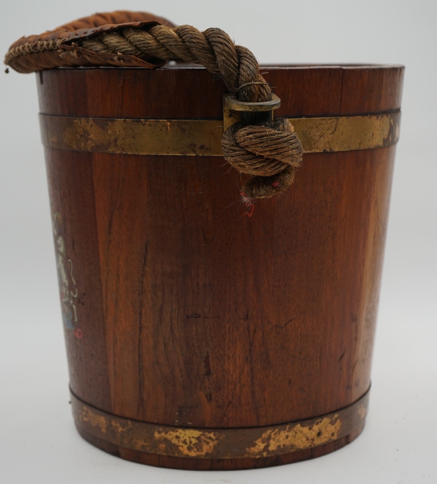 ANTIQUE ENGLISH VICTORIAN 19TH CENTURY NAVAL OAK FIRE BUCKET WITH ROYAL CREST