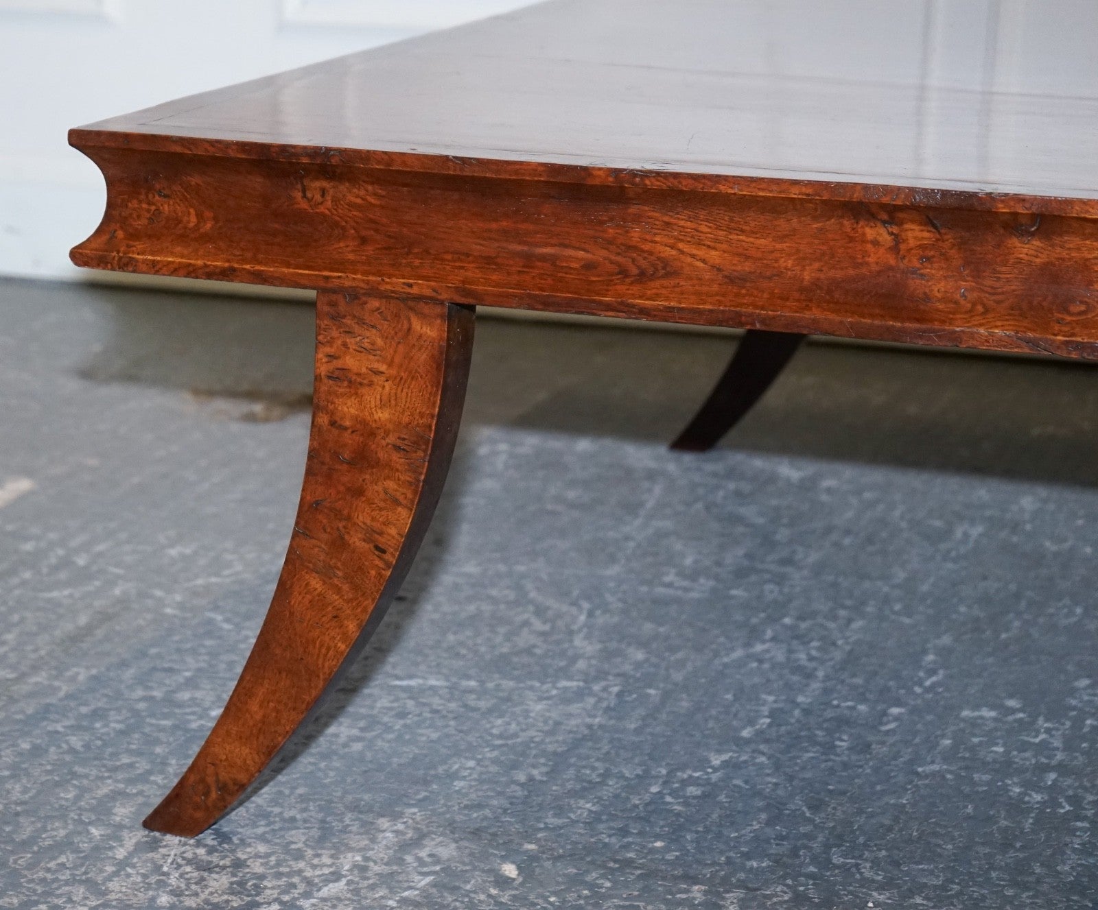 ANTIQUE ART DECO GOLDEN OAK COFFEE TABLE MAPPA BURL TRIM & SPLAYED LEGS