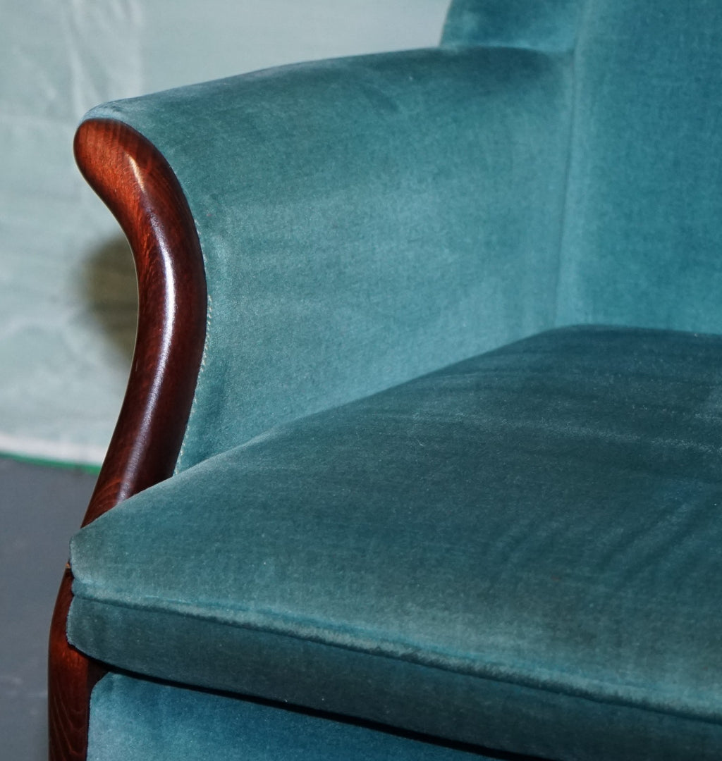 MID CENTURY VINTAGE PAIR OF PARER KNOLL FROXFIELD BLUE FABRIC WINGBACK ARMCHAIRS