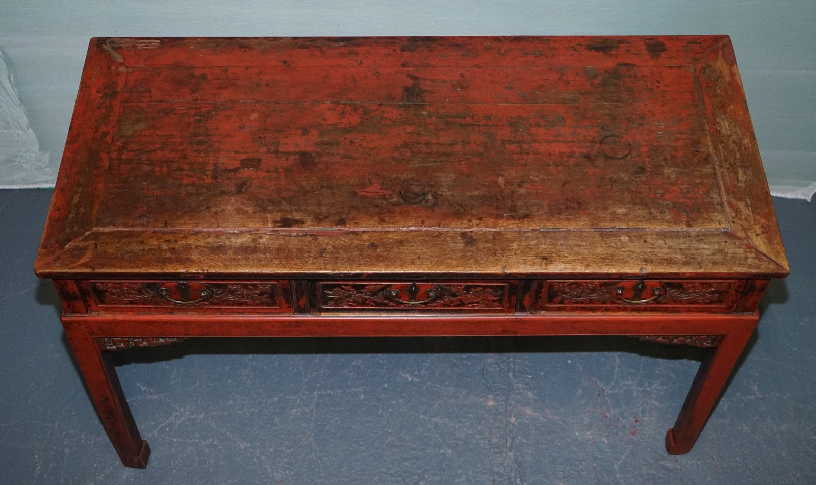 1800 ANTIQUE QING DYNASTY LACQUERED ORIENTAL CHINESE CONSOLE TABLE CARVED FLORAL