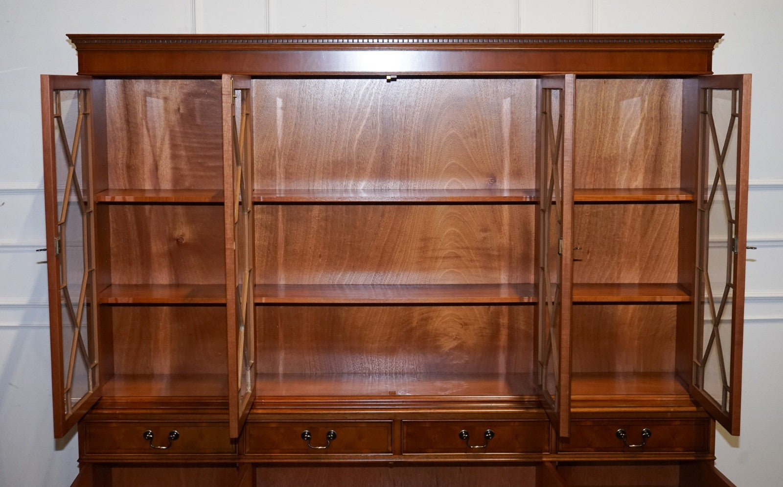 VINTAGE GEORGIAN STYLE YEW WOOD FOUR DOOR DISPLAY CABINET BOOKCASE