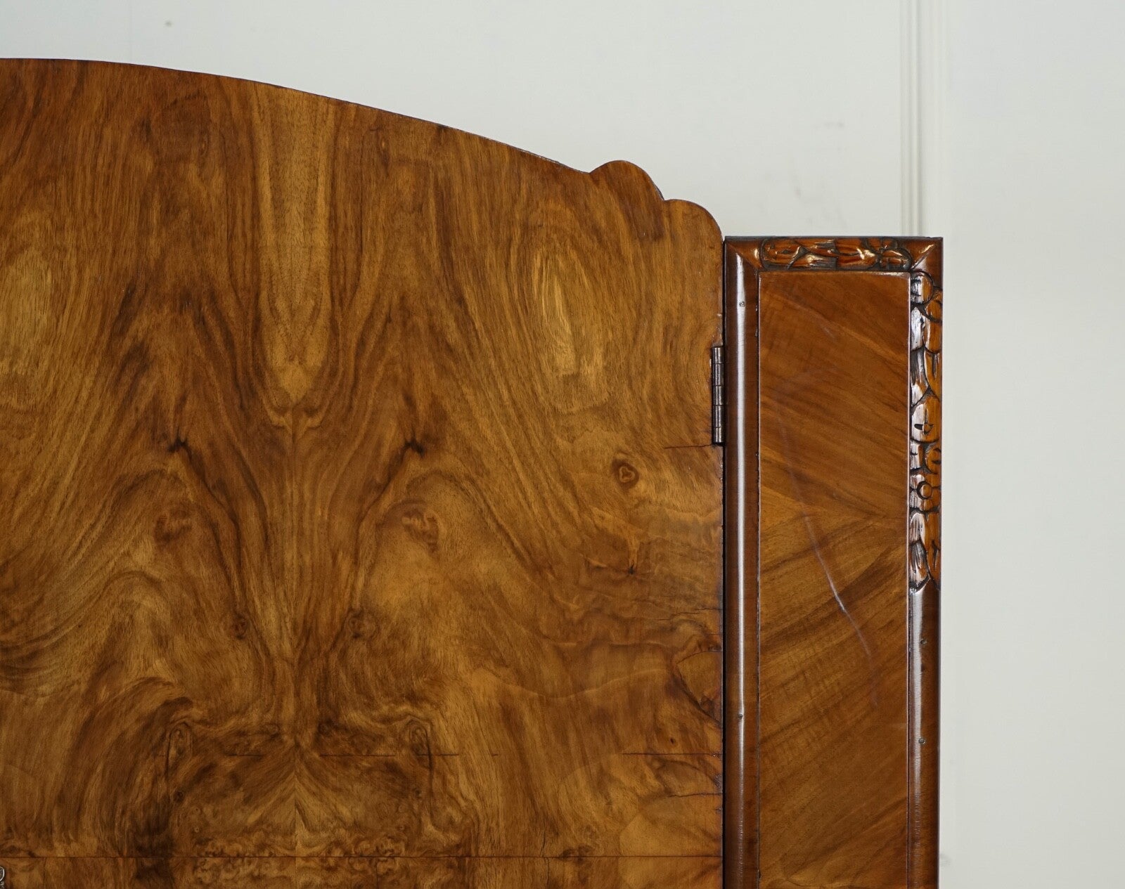 LOVELY ART DECO LARGE BURR WALNUT WARDROBE
