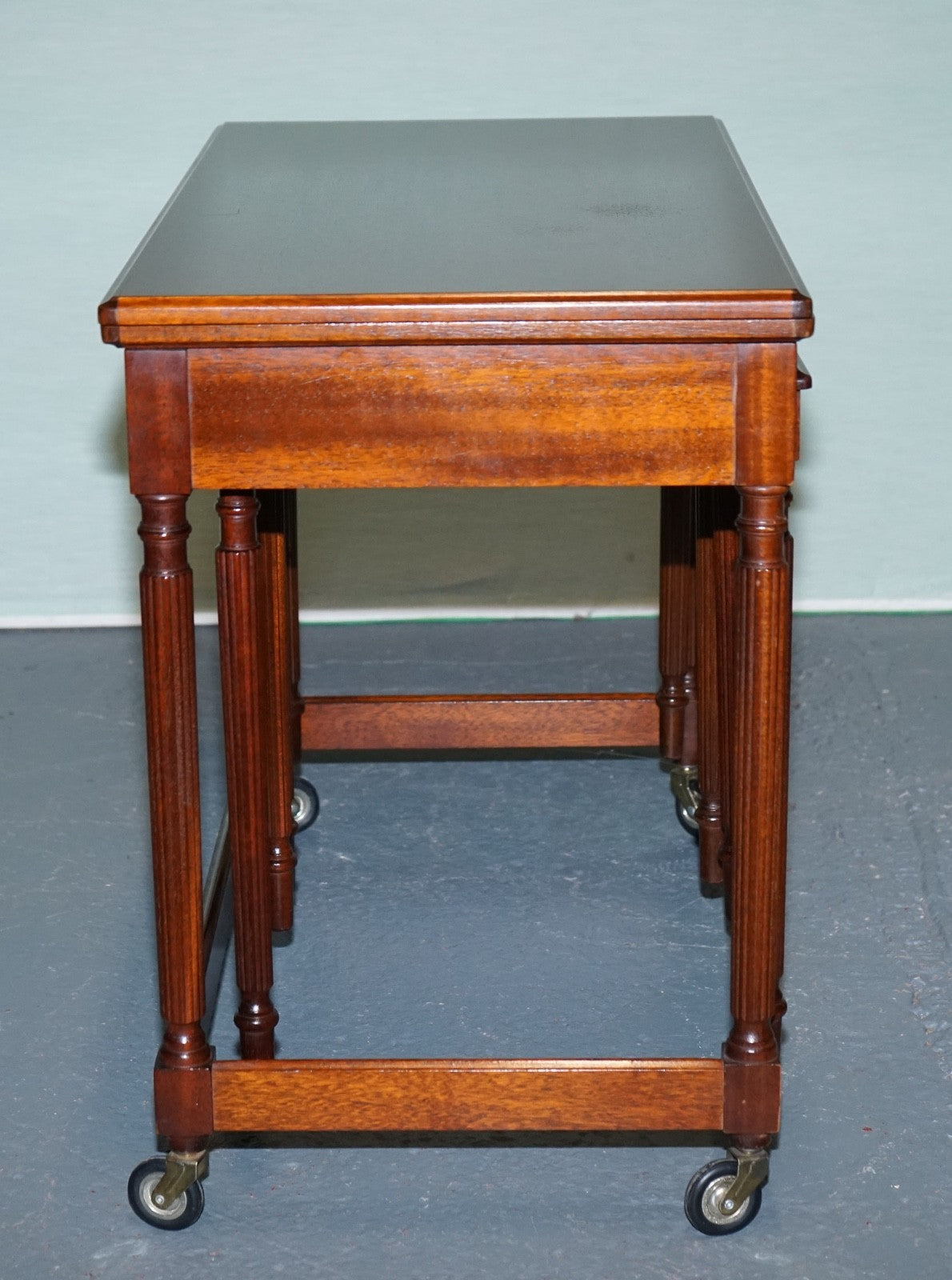 MCINTOSH MID CENTURY NESTiNG EXTENDABLE TABLE SET