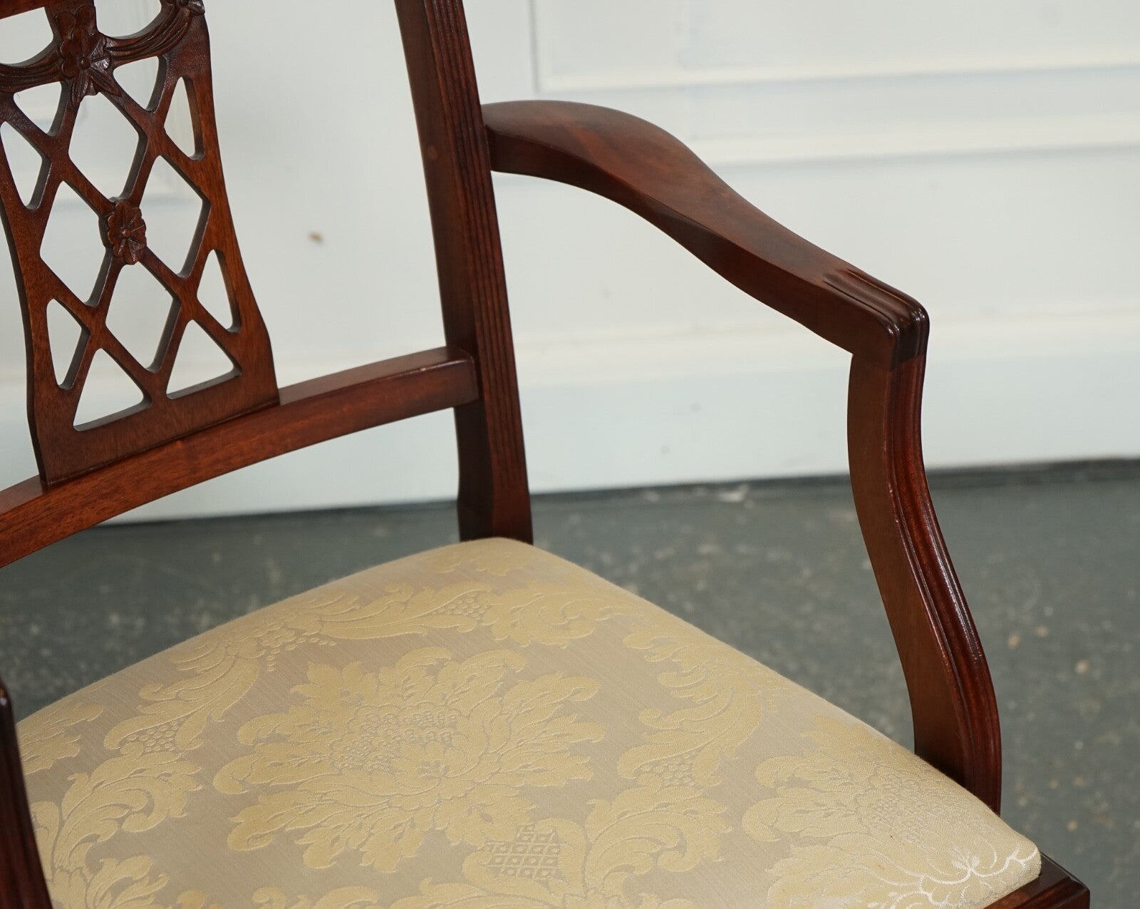 HEPPLEWHITE STYLE BEVAN FUNNELL SET 5 DINING CHAIRS CREAM UPHOLSTERED SEATS J1